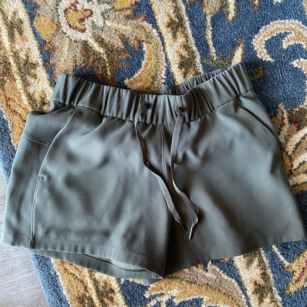 Lululemon shorts, like new, size 4